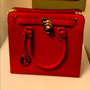 Large red Dasein Bag